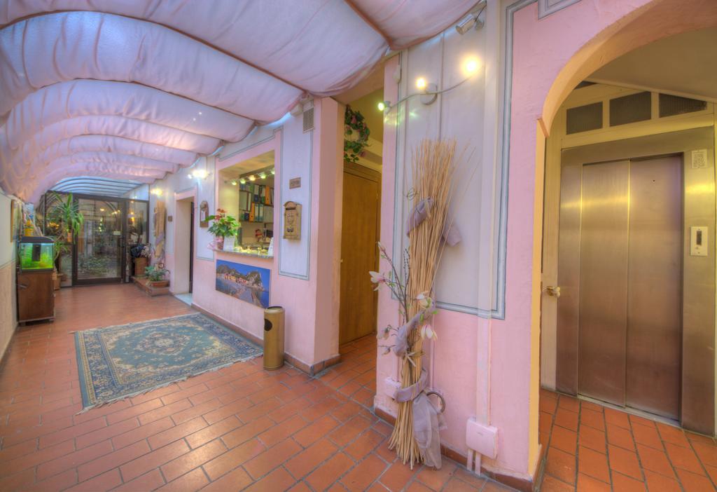 Hotel Savoia Finale Ligure