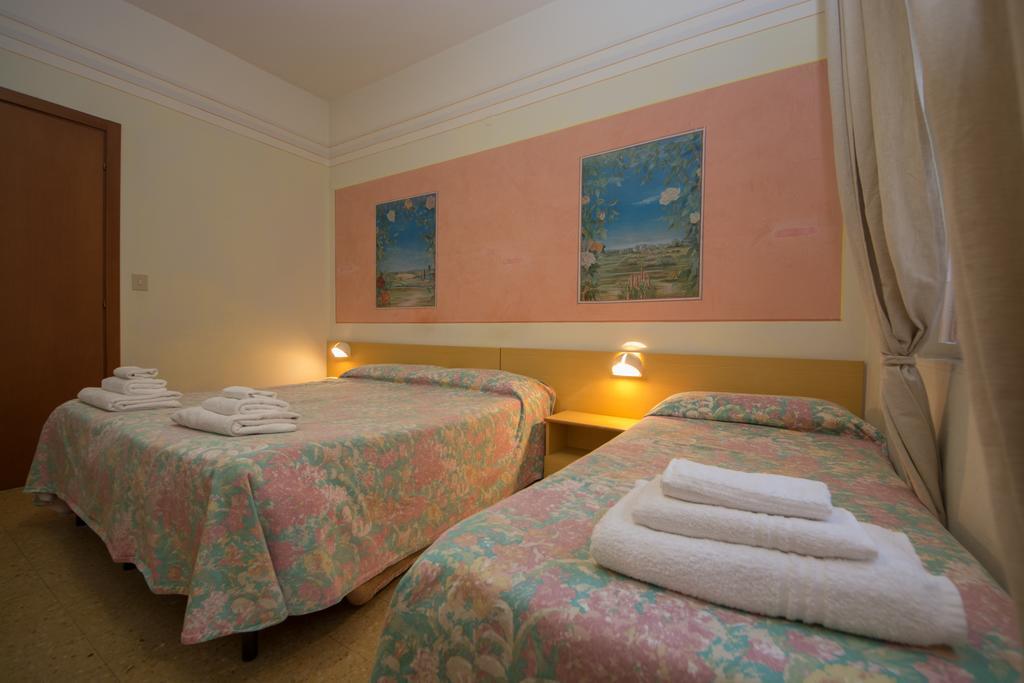 Savoia 3*