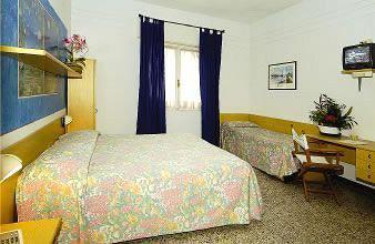 Savoia 3* Finale Ligure
