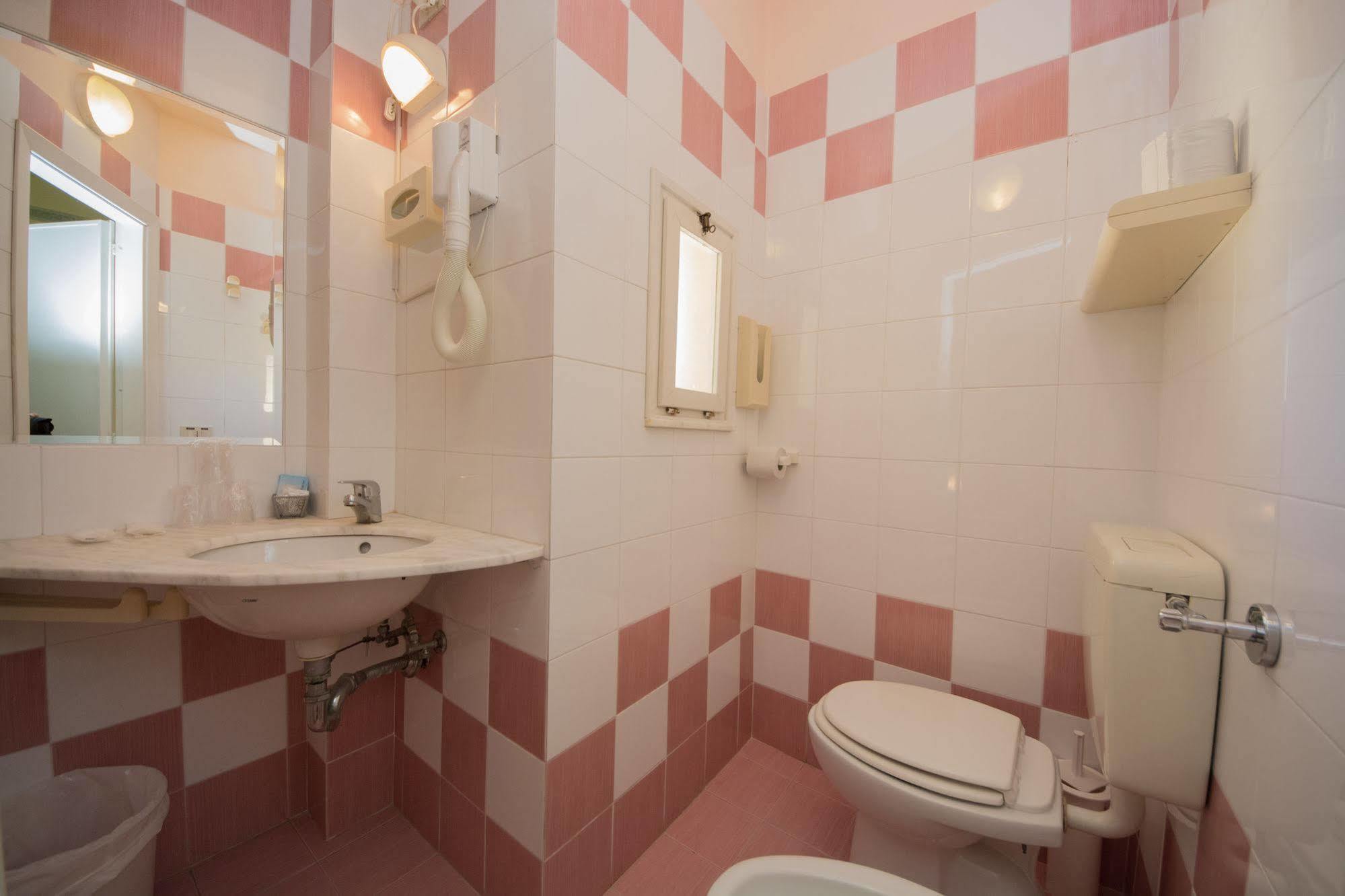 Hotel Savoia Finale Ligure